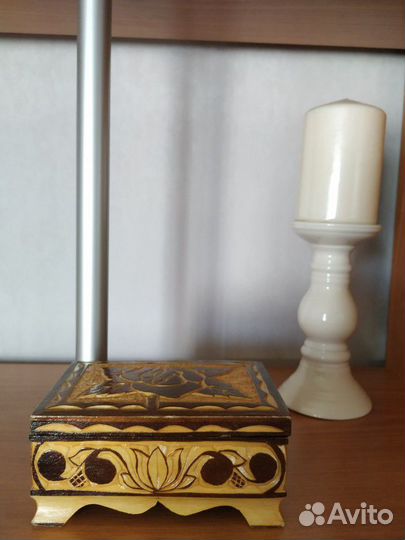 Шкатулка деревянная