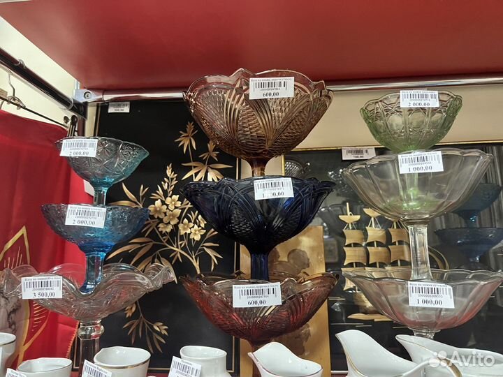 Ваза фруктовница конфетница на ножке