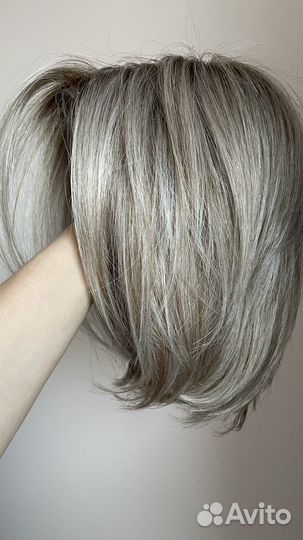 Парик из синтетических волос (модакрил)