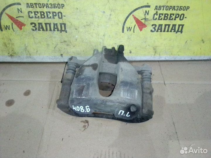 Суппорт передний левый Peugeot 408