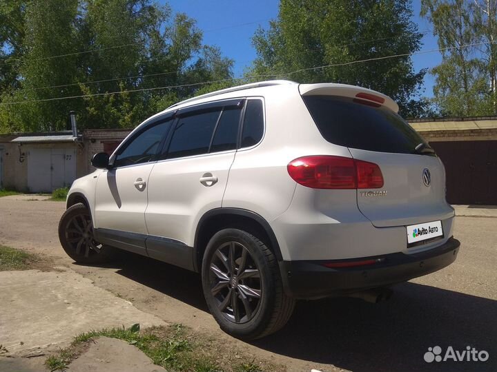 Volkswagen Tiguan 2.0 AT, 2013, 125 000 км