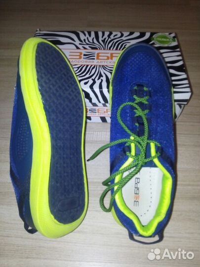 Кроссовки новые 