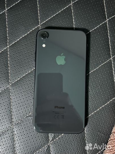 iPhone Xr, 64 ГБ