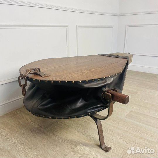 Журнальный столик