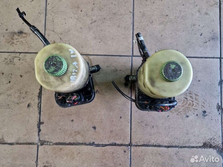 Насос гур 6R0 423 156 Skoda