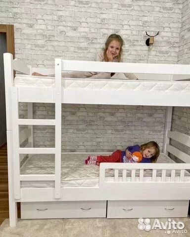 Деревянная двухъярусная кровать сосна