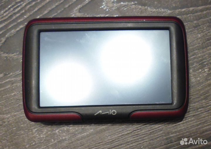 Автонавигатор Mio Moov M400