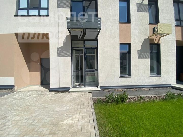 3-к. квартира, 85,6 м², 1/6 эт.