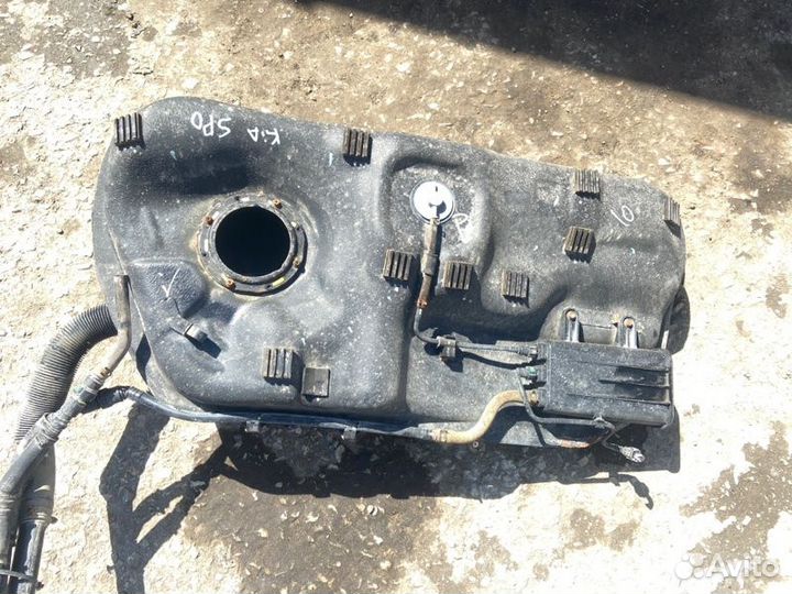 Бензобак Kia Sportage SL G4KD 2013