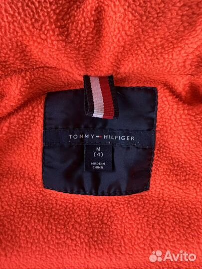 Tommy hilfiger куртка 4 года