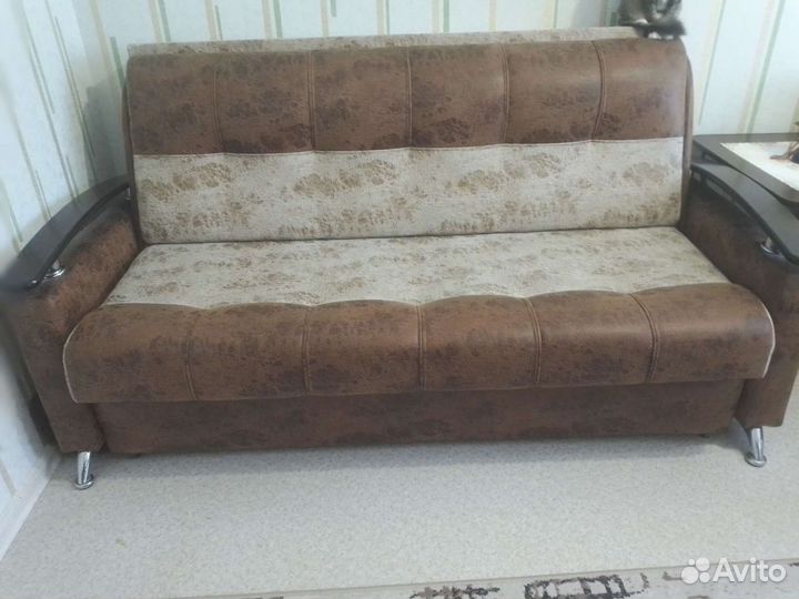 Диван практически не использовался