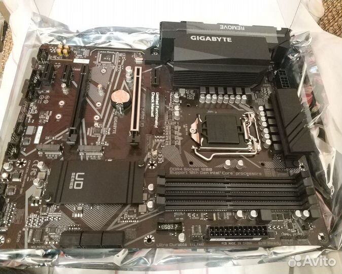 Новая материнская плата Z490 Gigabyte UD