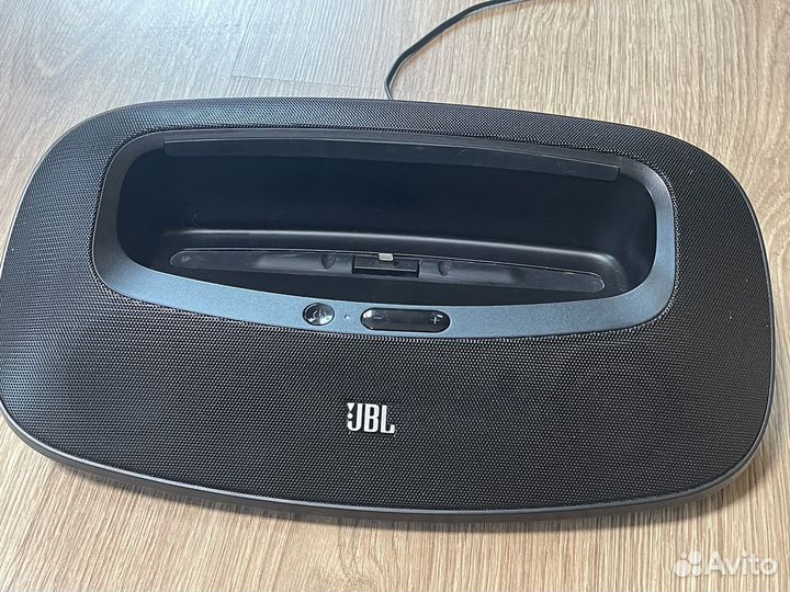 JBL onbeat mini для iPad
