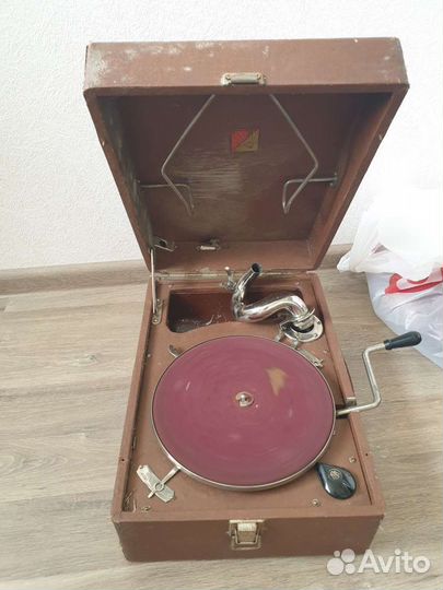 Ремонт и реставрация патефонов и граммофонов