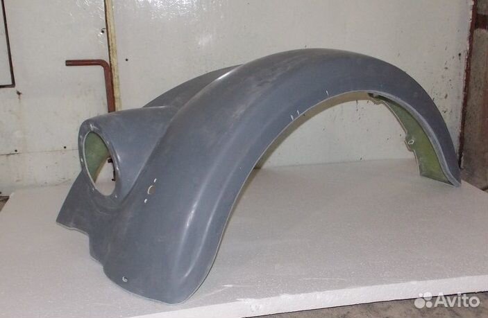 Передние стеклопластиковые крылья под малый горшок