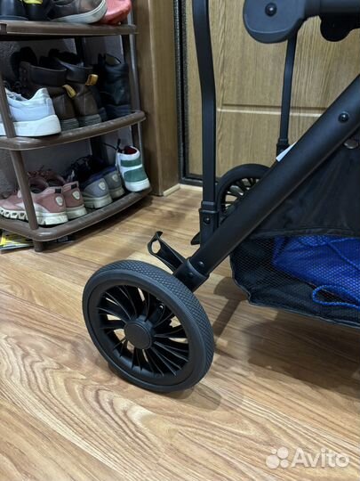 Коляска happy baby avery новая