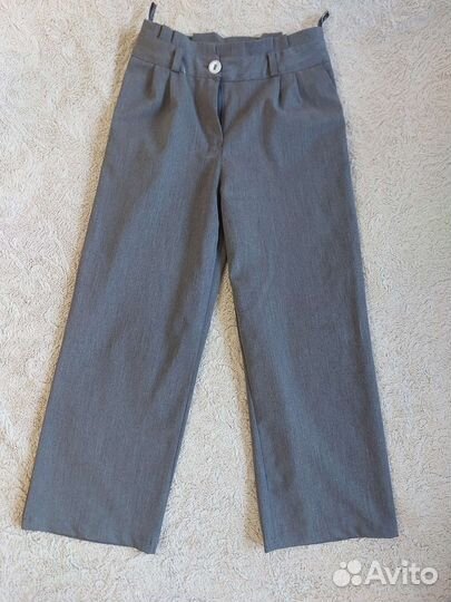 Костюм тройка школьный на девочку 146 см