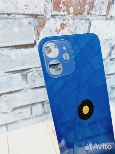 Заднее стекло iPhone 12 синяя