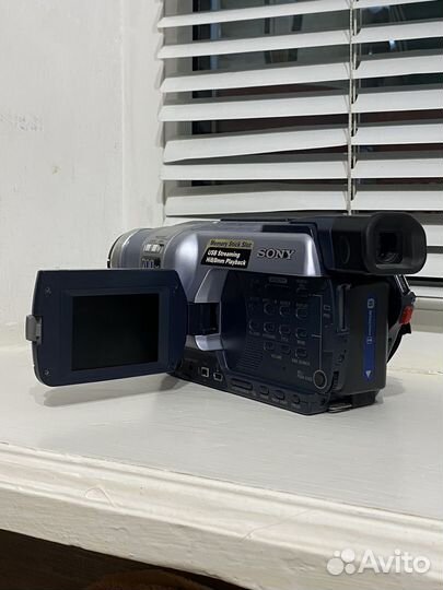 Видеокамера Sony DCR-TRV355E Digital8