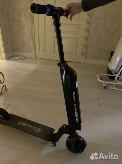 Электросамокат iconbit