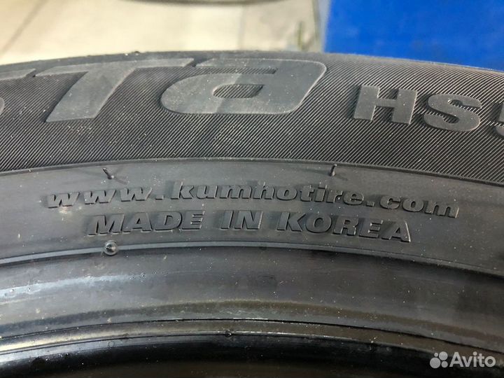 Kumho Ecsta HS51 215/55 R17
