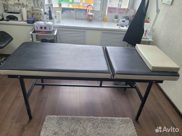 Косметологическая кушетка стационарная