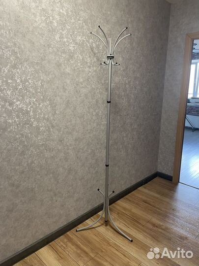 Вешалка напольная