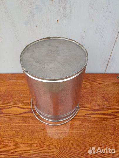Ведро из нержавейки