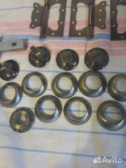 Дверная ручка и все для дверей