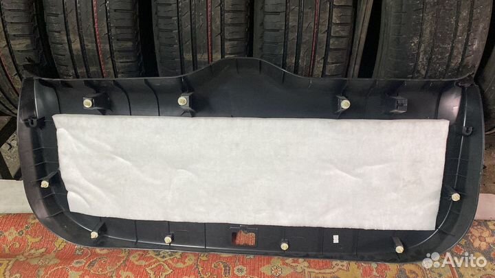 Обшивка багажника Mitsubishi Outlander