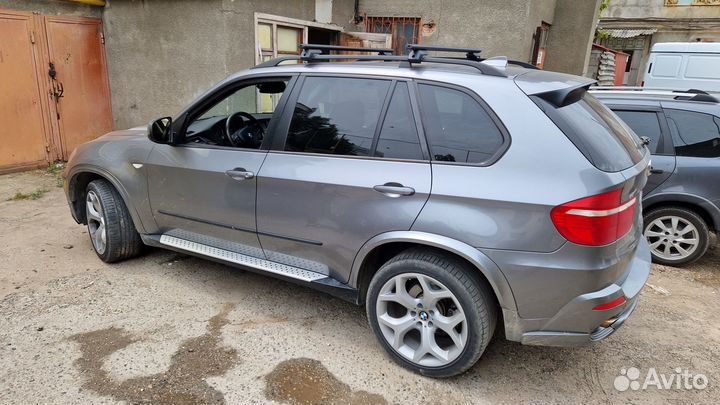 Багажник на рейлинги Арго Ed, черная аэродинамика