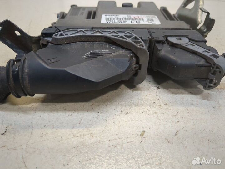 Блок управления двигателем Toyota Avensis 3, 2016