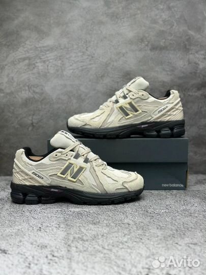 Кроссовки мужские New Balance 1906R