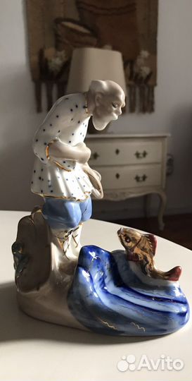 Статуэтка фарфор старик и золотая рыбка