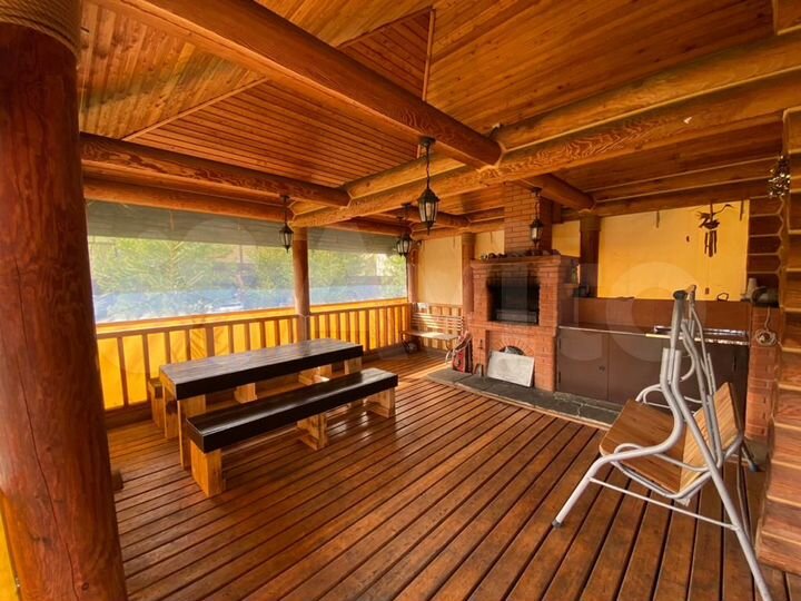 Дом 180 м² на участке 20 сот.