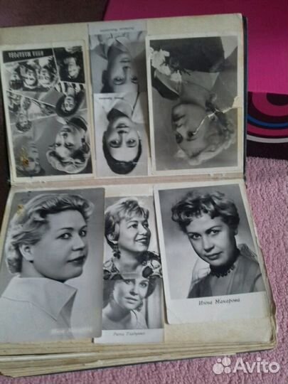 Альбом с почтовыми карточками