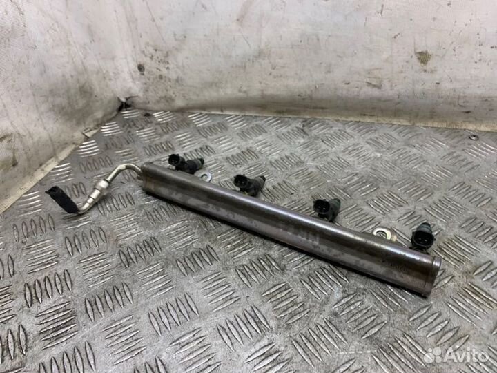 Форсунка топливная Nissan X-Trail T31 MR20DE 2010