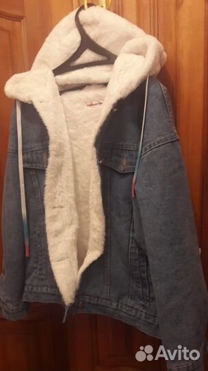 Джинсовая куртка