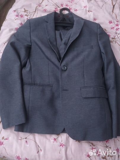 Костюм школьный
