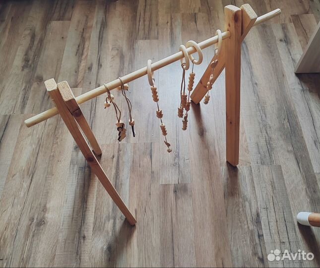 Развивающий турничок монтессори