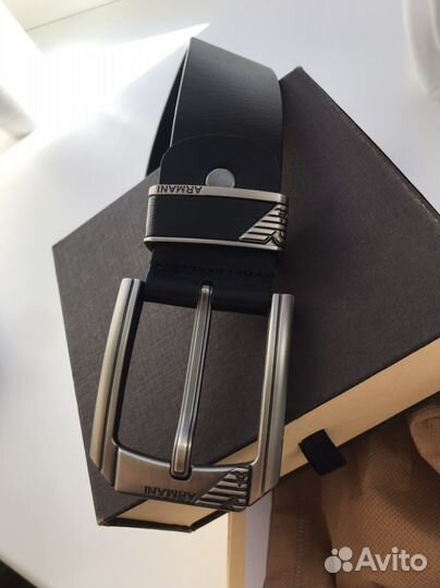 Кожаный ремень в коробке мужской Giorgio Armani