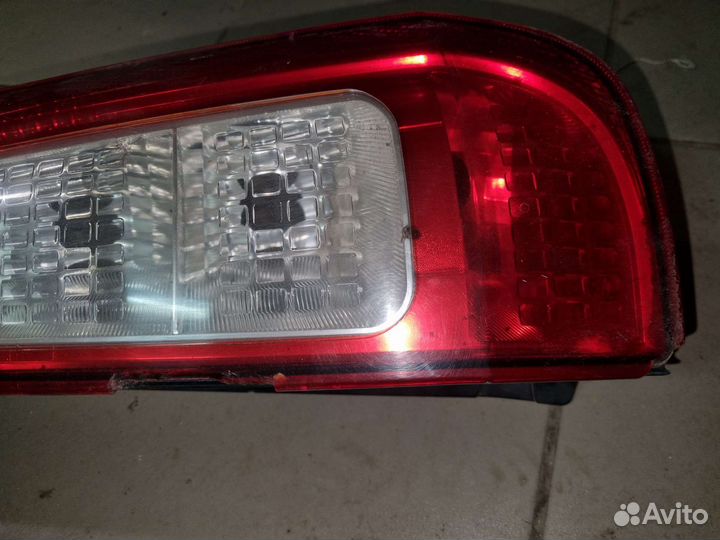 Форд фьюжн задний правый фонарь дефект