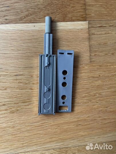 Titus Толкатель Push Latch система открытия наж