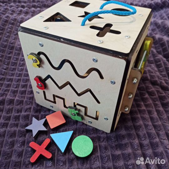 Бизиборд домик новый