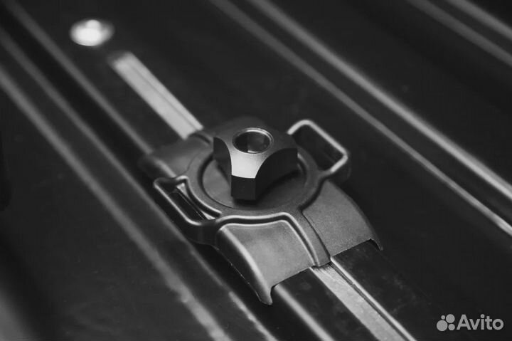 Автобокс Lux Irbis для BMW 1