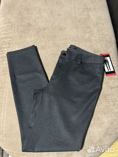 Брюки Andrew Marc серые