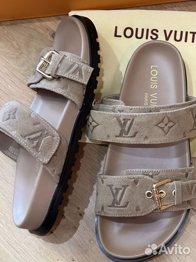 Тапочки Louis Vuitton 