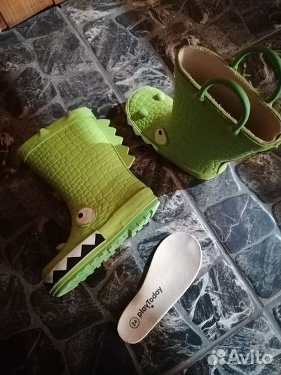 Детские резиновые сапоги