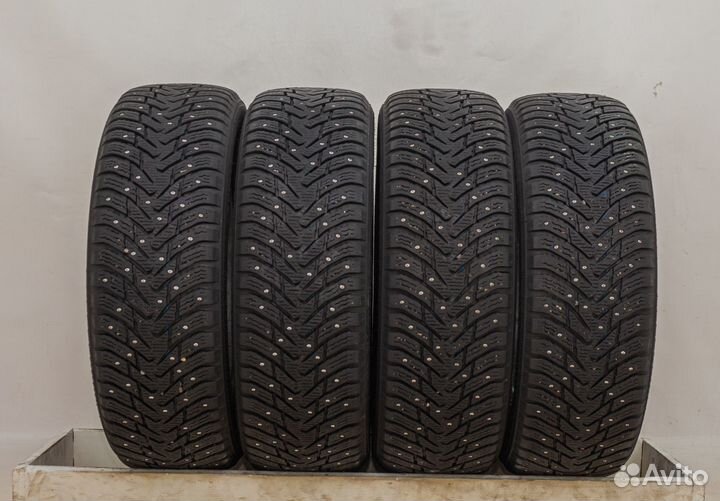 Nokian Tyres Hakkapeliitta 8 SUV 235/55 R20 102T