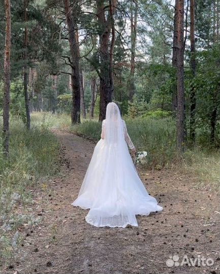 Свадебное платье
